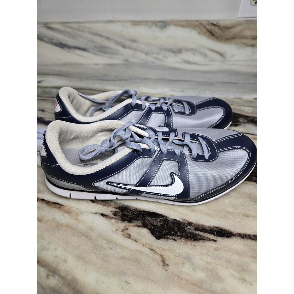 Nike Oceania Athletic Sneakers Women's 10.5 Blue Gray White Running Shoes 443937